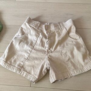 Jungmaven Women's Cream Cargo Shorts